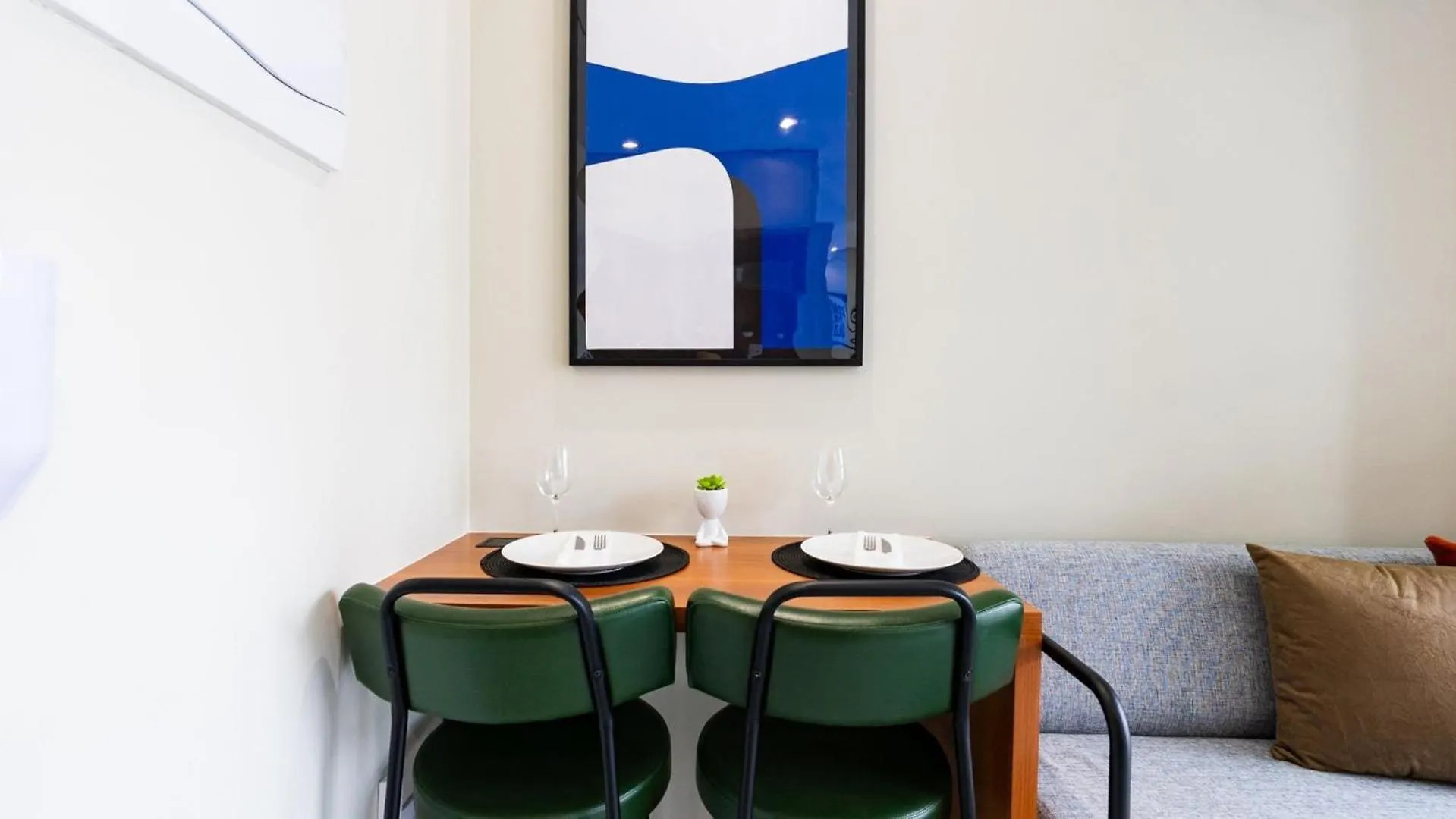 Casa de Férias By Dh: Sofisticacao E Praticidade Em Pinheiros, Proximo Ao Melhor Da Oscar Freire. São Paulo