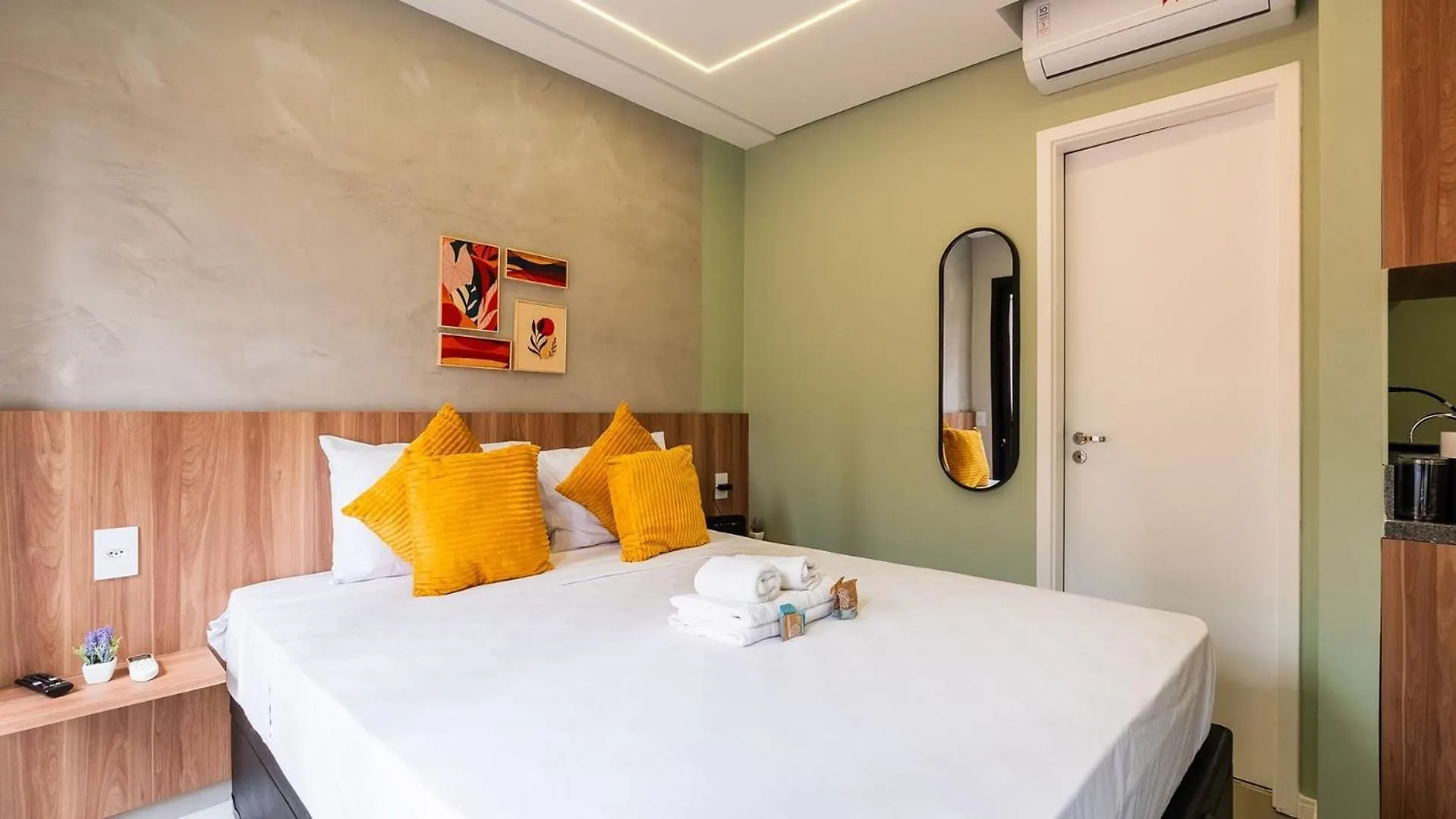 Casa de Férias By Dh: Sofisticacao E Praticidade Em Pinheiros, Proximo Ao Melhor Da Oscar Freire. São Paulo