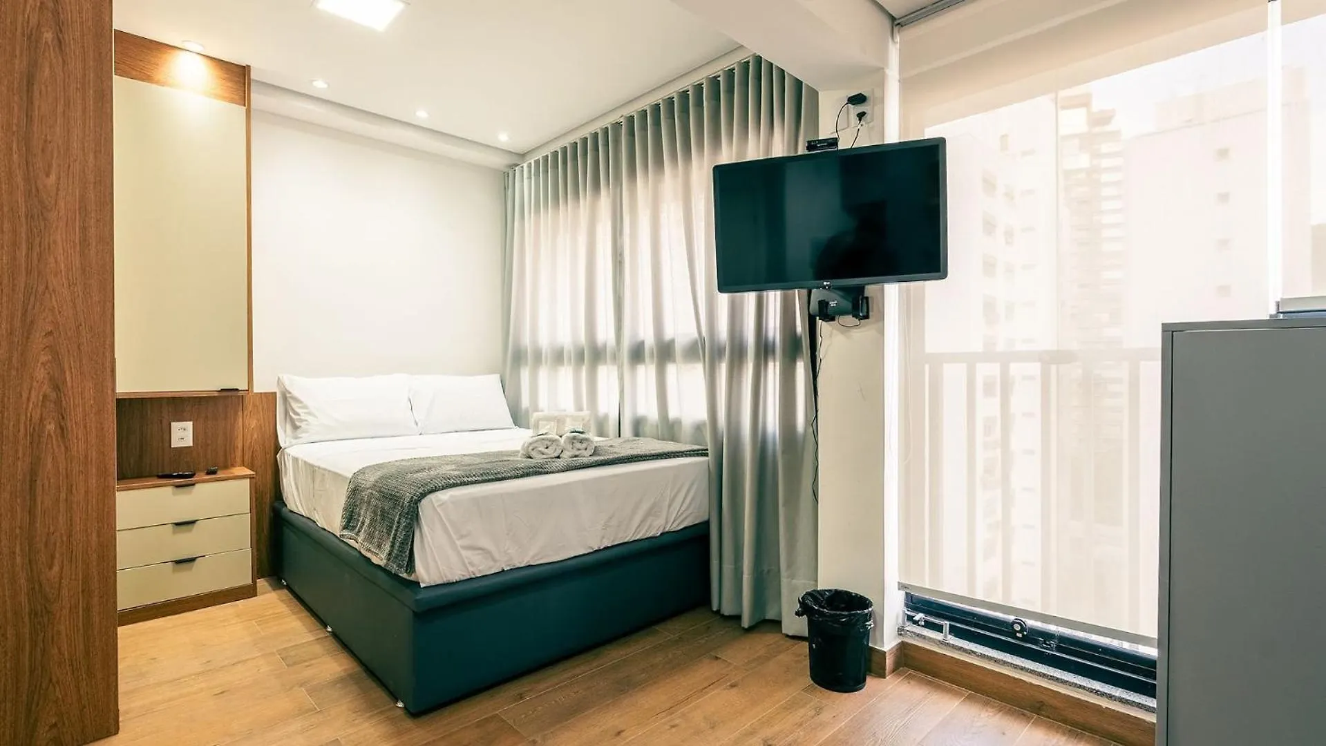 Casa de Férias By Dh: Sofisticacao E Praticidade Em Pinheiros, Proximo Ao Melhor Da Oscar Freire. São Paulo